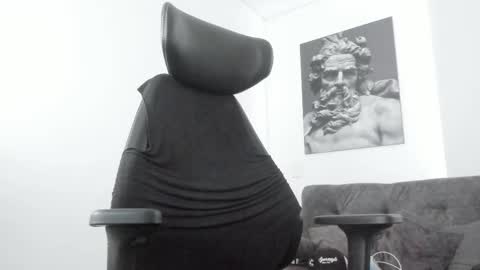 Snapshot of simon_leon01 chatting on February 2026 12:45:01 PM simon_leon01 online show from February 2026 12:45:01 PM