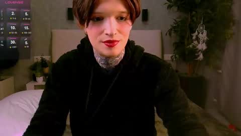 Simona online show from February 2025 01:20:01 PM