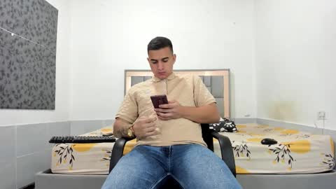 SIMON KELER online show from March 2026 01:44:01 AM