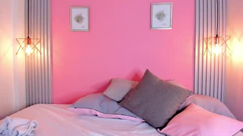  Simon  online show from December 2024 10:02:02 PM