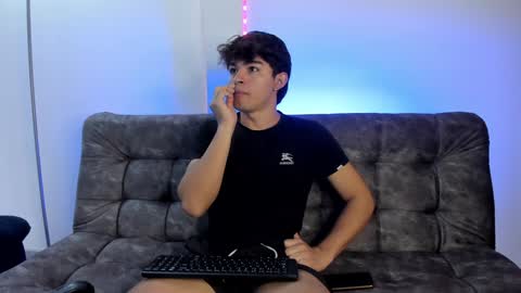  Simon  online show from January 2025 01:02:01 PM