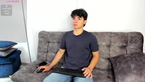  Simon  online show from February 2025 05:22:02 PM