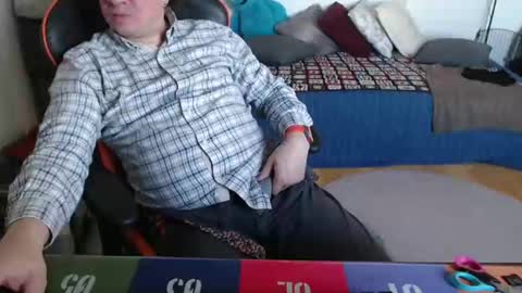 Snapshot of simonsexhott chatting on February 2025 12:16:01 PM Simon Sx online show from February 2025 12:16:01 PM