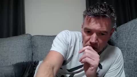 Ricky online show from November 2025 05:34:02 PM