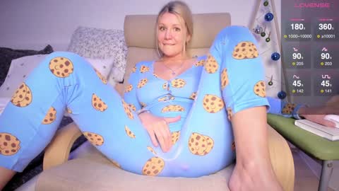 A present for me  online show from December 2024 06:10:02 AM