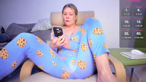 A present for me  online show from February 2025 02:55:02 AM