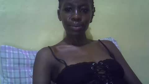 simplyloy33 online show from April 2026 11:16:01 PM