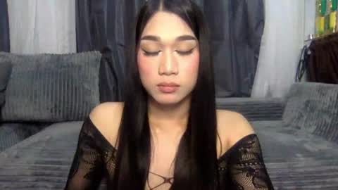 Snapshot of simplysultrykylie chatting on June 2026 04:33:02 PM Kylie online show from June 2026 04:33:02 PM