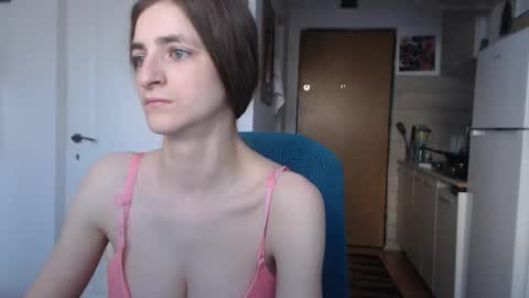 simyhvn online show from March 2025 05:35:02 AM