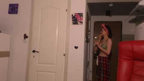 simyhvn online show from March 2026 04:13:02 AM