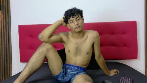 Snapshot of sinboy_ chatting on May 2026 11:48:01 AM online show from May 2026 11:48:01 AM