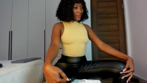 sincerre9_tara online show from October 2025 10:49:02 AM