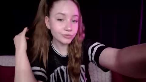 Snapshot of sindiwatsoon chatting on February 2025 03:28:02 PM Sindi online show from February 2025 03:28:02 PM