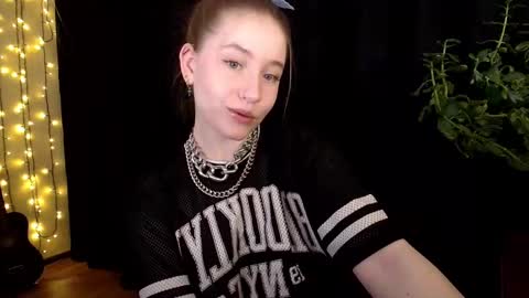 Snapshot of sindiwatsoon chatting on September 2025 11:21:01 AM Sindi online show from September 2025 11:21:01 AM