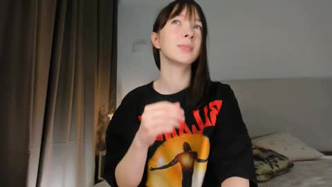 Sindy Juxx online show from November 2025 09:01:01 AM