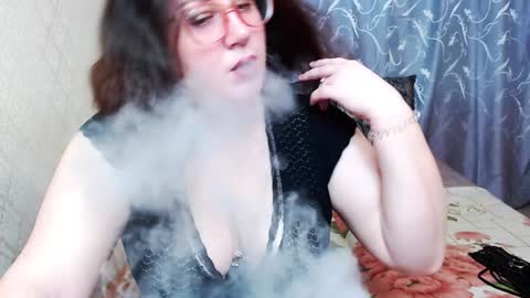 Snapshot of sindyjenice chatting on December 2024 06:22:02 AM Angela online show from December 2024 06:22:02 AM