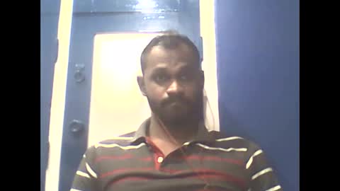 Snapshot of singletamilblackboy chatting on January 2025 12:44:02 PM singletamilblackboy online show from January 2025 12:44:02 PM