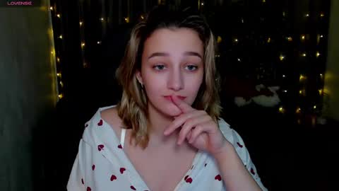 Sinty Noria online show from February 2025 04:33:01 AM