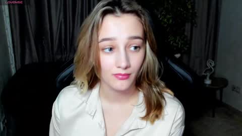 Sinty Noria online show from February 2025 07:58:02 AM