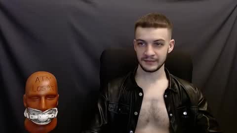 Sir Damien online show from December 2024 08:39:01 PM