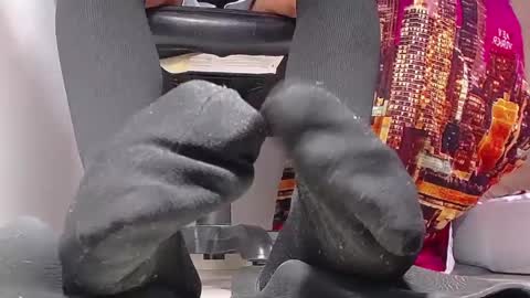 only foot                         worshipers here online show from February 2025 09:56:02 PM