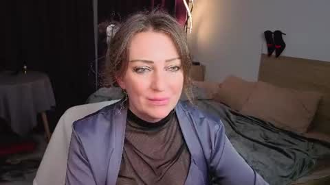 Sirena online show from June 2026 11:07:01 PM