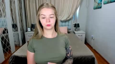 SirenaBloom online show from July 2026 04:26:02 AM