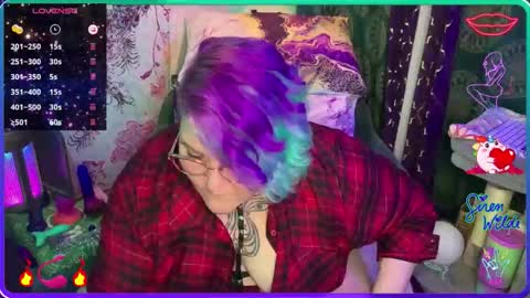 Snapshot of sirenwilde chatting on February 2026 01:37:02 AM Siren Wilde online show from February 2026 01:37:02 AM