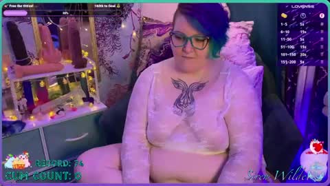 Snapshot of sirenwilde chatting on May 2026 04:21:02 AM Siren Wilde online show from May 2026 04:21:02 AM
