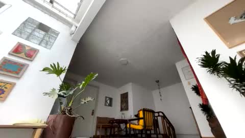 siriss_boyrag online show from February 2026 12:57:02 PM