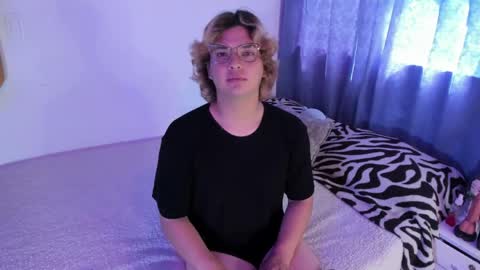 Sirius angels online show from April 2026 02:31:01 PM