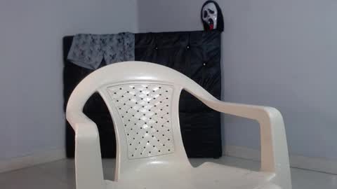 SIR RYANT online show from December 2025 02:06:02 AM