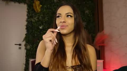 Dee online show from January 2026 08:47:02 PM