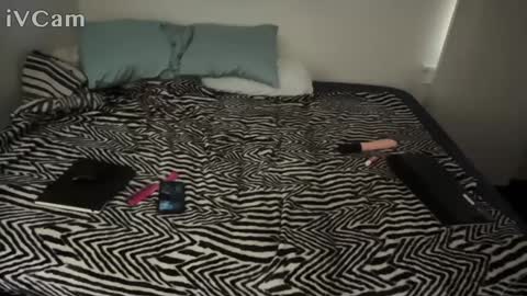 sissy slut online show from October 2025 12:01:02 PM