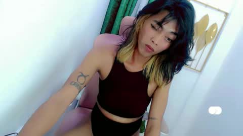 Sizka online show from October 2025 03:20:01 PM