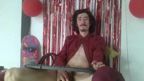 Snapshot of sk8sir chatting on February 2026 04:35:01 PM sk8sir online show from February 2026 04:35:01 PM