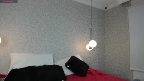 SKAILYN ANGELS online show from October 2025 07:04:02 PM