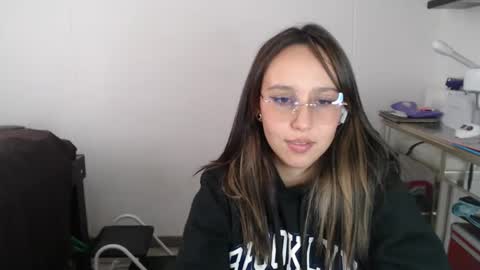 Alice online show from March 2025 08:59:01 PM