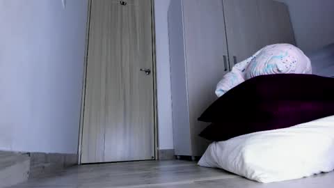 Skarlet online show from November 2025 03:38:02 AM