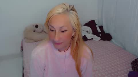 Arlett online show from January 2026 03:45:02 AM