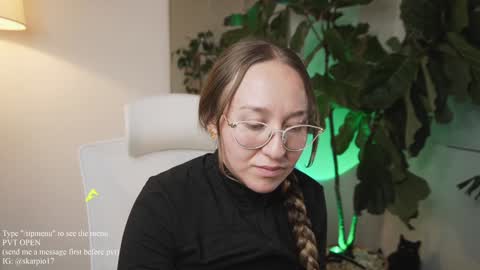 Im Scarlett  ONLINE  5pm-10pm NYC time  online show from December 2024 02:36:02 AM