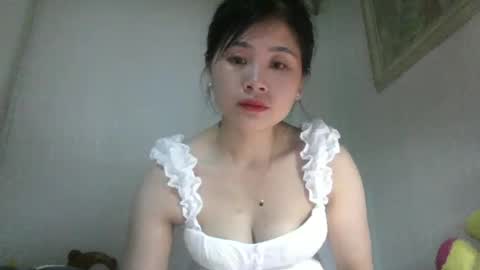 Snapshot of skie1111 chatting on April 2026 07:30:02 AM Shie online show from April 2026 07:30:02 AM