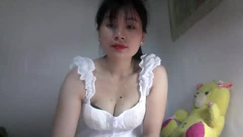 Snapshot of skie1111 chatting on April 2026 01:04:01 AM Shie online show from April 2026 01:04:01 AM
