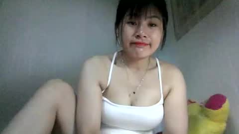 Snapshot of skie1111 chatting on May 2026 12:52:02 AM Shie online show from May 2026 12:52:02 AM