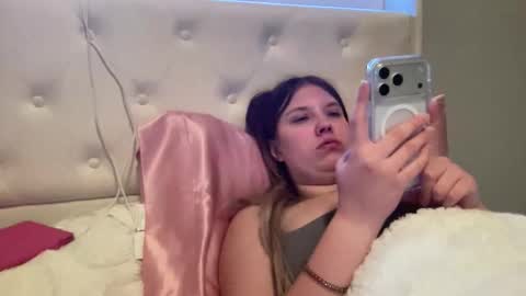 skiimaskabby online show from February 2026 06:51:01 AM