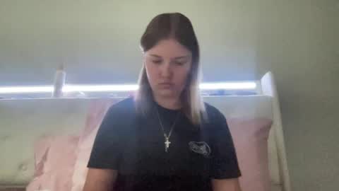 Snapshot of skiimaskabby chatting on April 2026 05:14:01 PM skiimaskabby online show from April 2026 05:14:01 PM