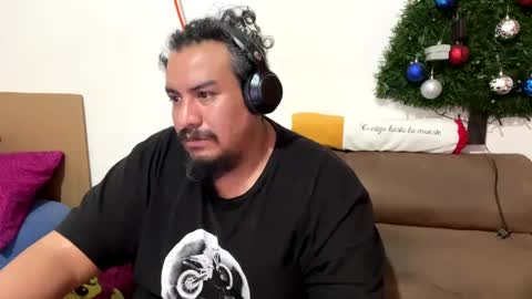 Elias online show from January 2025 11:27:01 PM