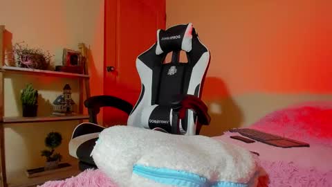 Your Queen Esthefi online show from January 2025 05:38:01 PM