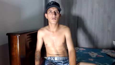 Snapshot of skinny4skincurve chatting on June 2026 06:12:01 PM Liam online show from June 2026 06:12:01 PM