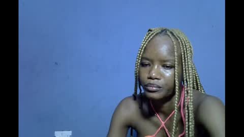 Snapshot of skinnybeauty1 chatting on March 2026 06:29:01 PM Linda independent model online show from March 2026 06:29:01 PM